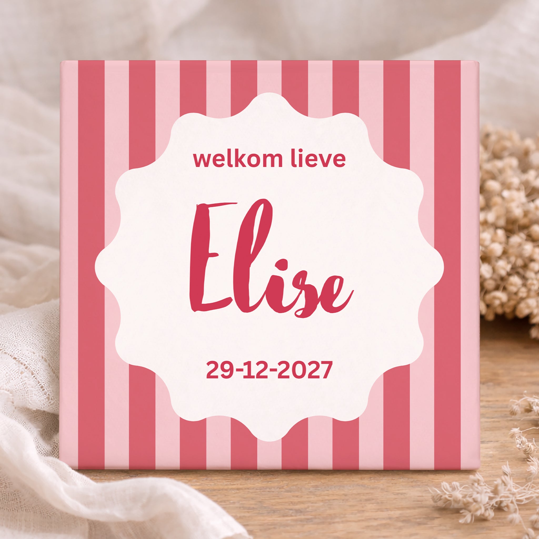 Geboorte Tegel - Gepersonaliseerd met Naam en Datum Pastel Rood Gestreept