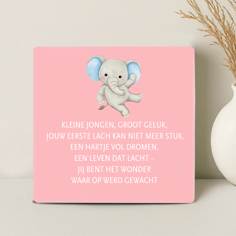 Geboorte Tegel - Kleine jongen, groot geluk, jouw eerste lach kan niet meer stuk..