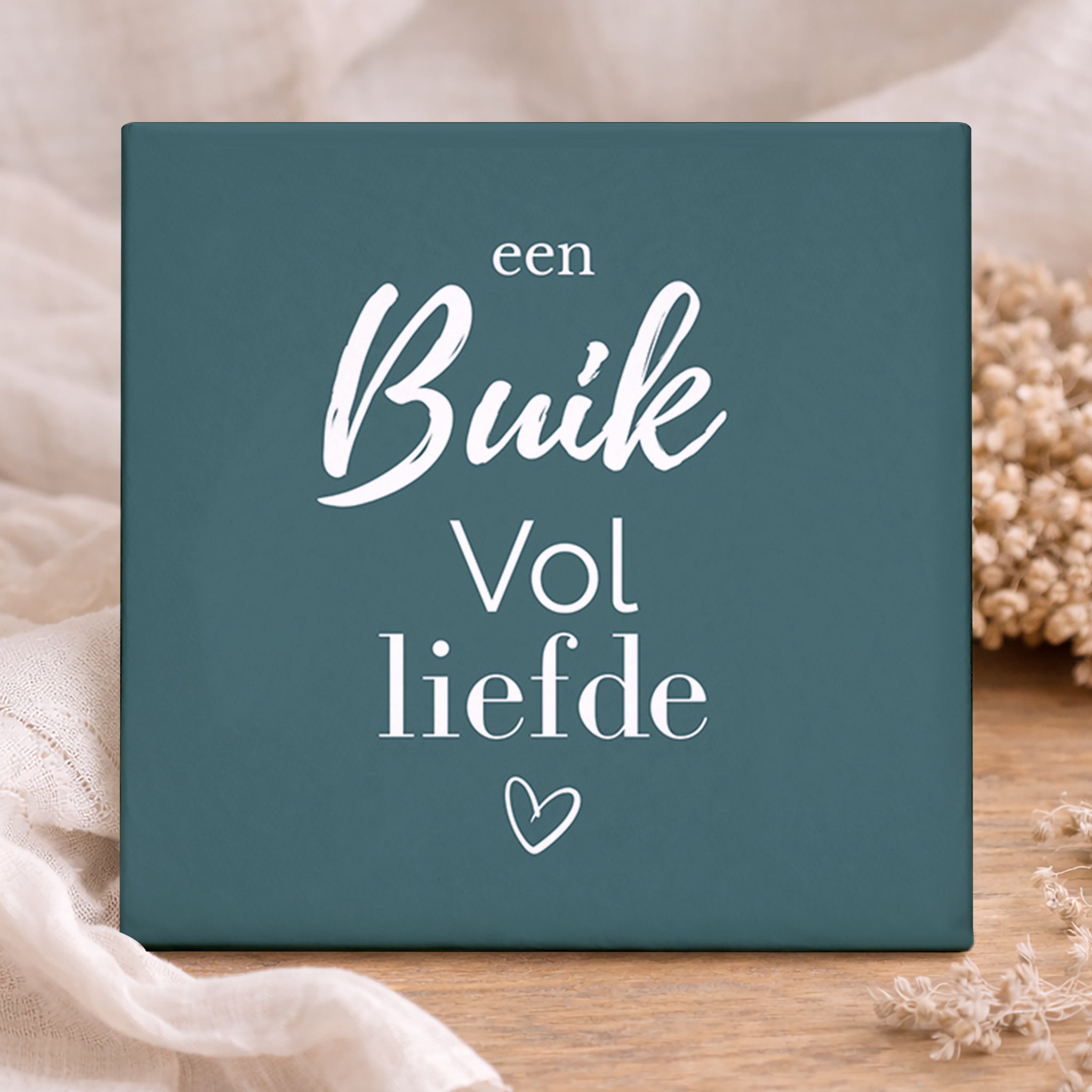 Tegel - Een buik vol liefde
