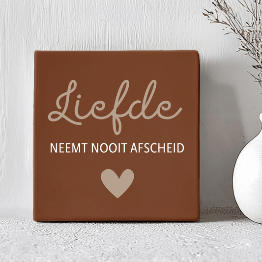 Tegel - Liefde neemt nooit afscheid