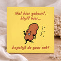 toilet-tegeltje-met-tekst-wat-hier-gebeurt-blijft-hier-hopelijk-geur-ook